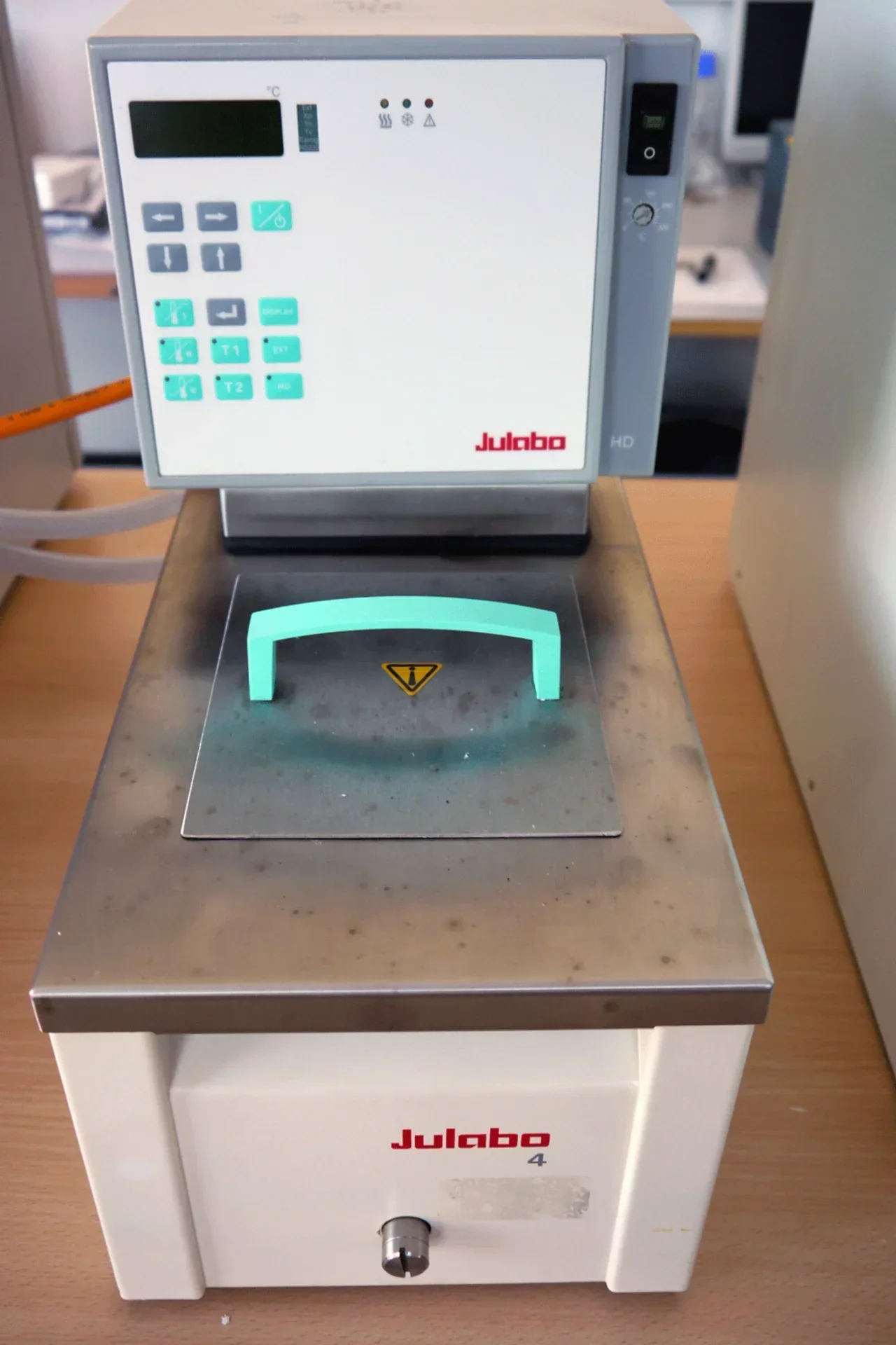 Julabo heating circulators HD-4, 20-250°C, 20l/min