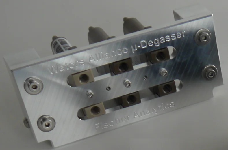 Bracket for Degasser chambers for Waters Alliance systems