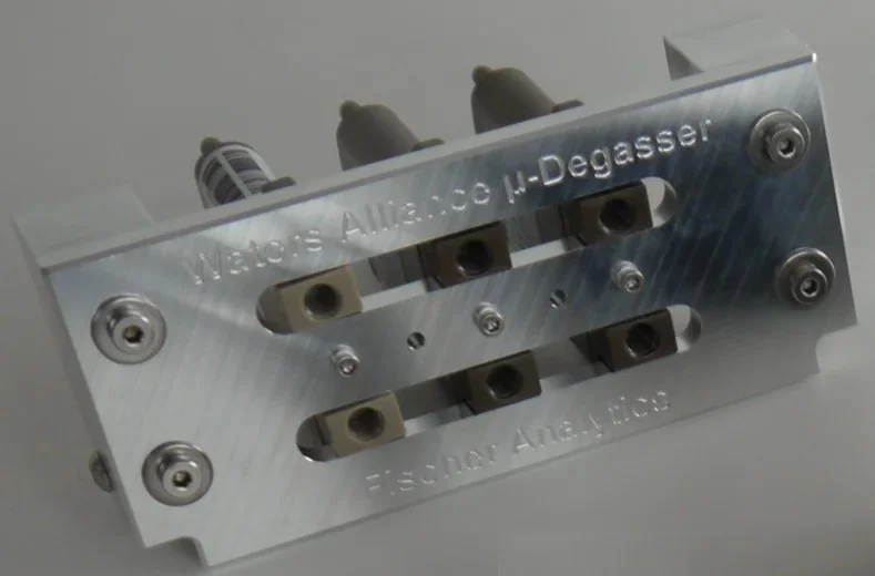 Bracket for Degasser chambers for Waters Alliance systems