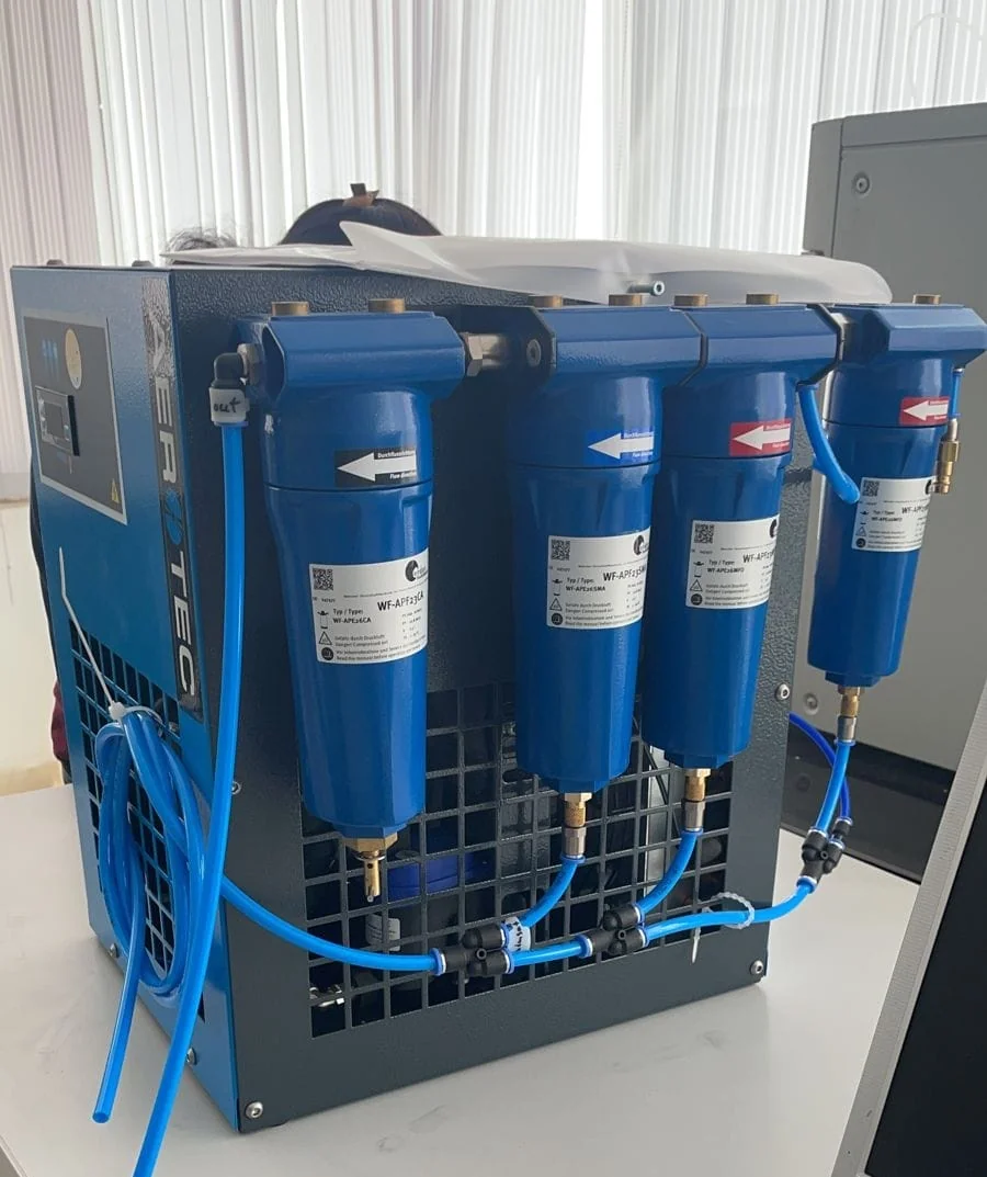 Automatischer Druckluftaufbereiter